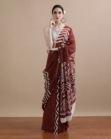 Women Floral Print Pure Cotton Saree Brown