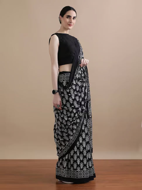 Women Floral Print Pure Cotton Saree Black