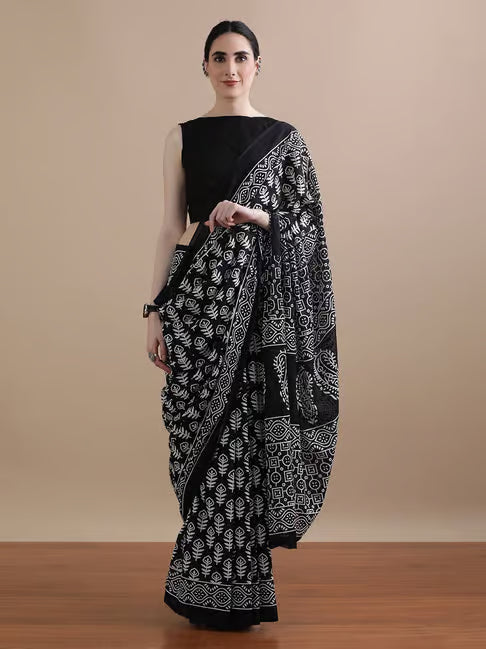 Women Floral Print Pure Cotton Saree Black